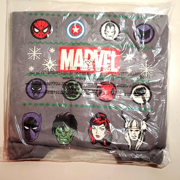 ❤️NWT VINTAGE TORRID SWEATSHIRT - SPIDERMAN HULK IRONMAN BLACK PANTHER MARVEL - Picture 5 of 9